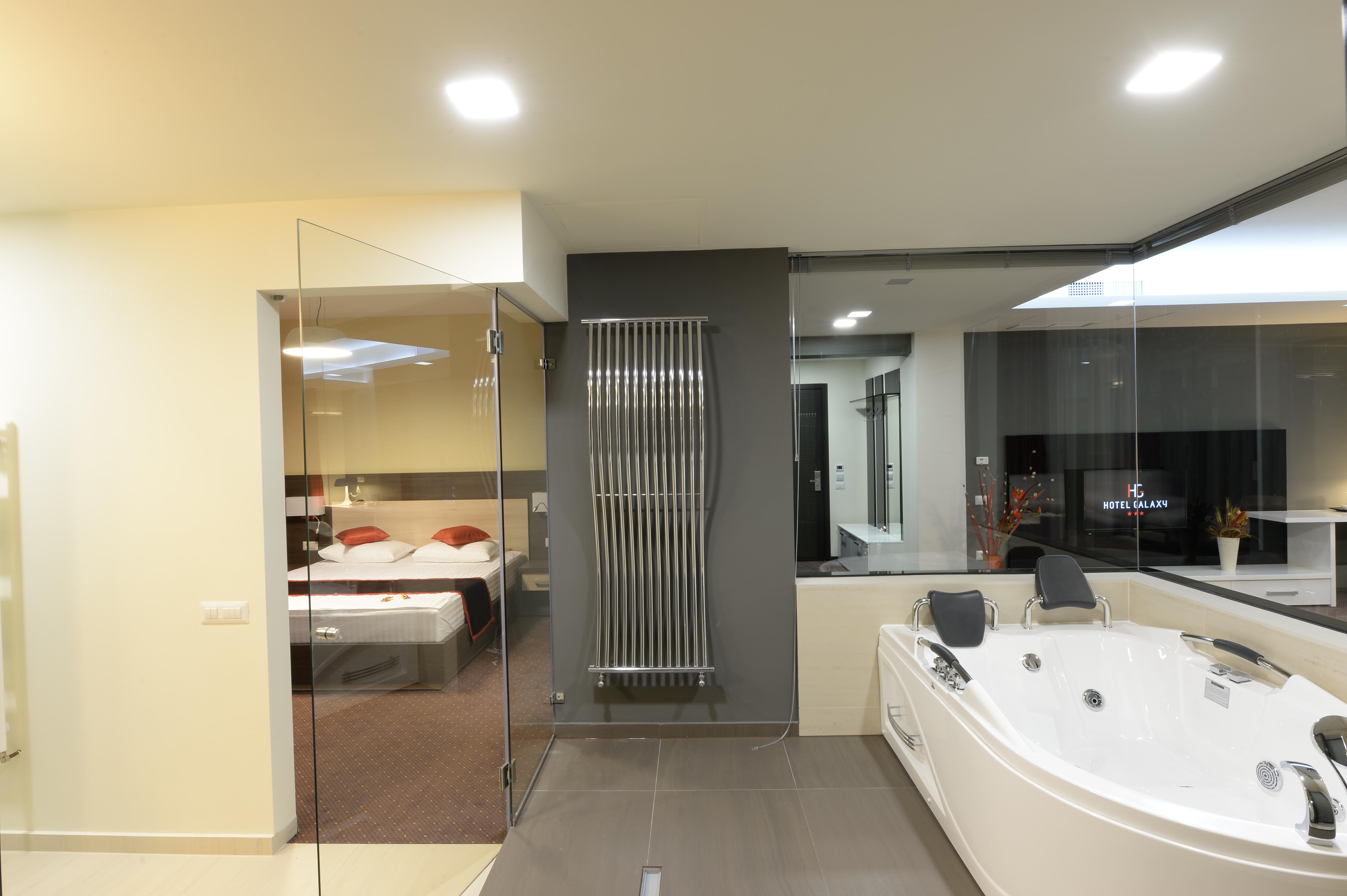 Hotel Galaxy Dumbravita  Dış mekan fotoğraf